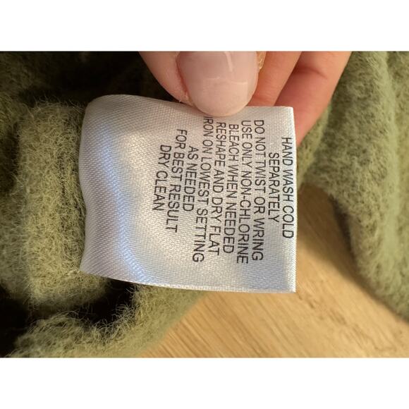 Theo & Spence Olive Green Knit Button Long Sleeve Cropped Cardigan Sweater Top S - Picture 4 of 5